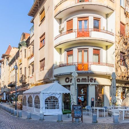 New Studio Carturesti - City Center Bucharest Exterior photo